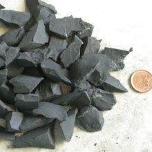 Load image into Gallery viewer, Raw Natural Shungite grids - Song of Stones