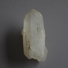 Load image into Gallery viewer, Thuraya Spark&#39;l Star Gate Crystal - Song of Stones