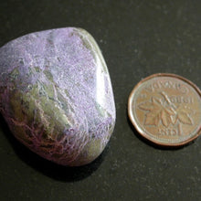 Load image into Gallery viewer, Stichtite - Song of Stones