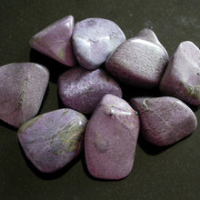 Load image into Gallery viewer, Stichtite - Song of Stones
