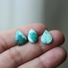 Load image into Gallery viewer, Tibetan Turquoise Tears - Song of Stones