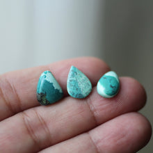Load image into Gallery viewer, Tibetan Turquoise Tears - Song of Stones