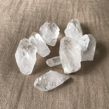 Load image into Gallery viewer, Trigonic Quartz Crystals
