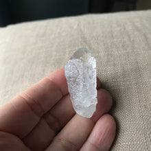 Load image into Gallery viewer, Trigonic Quartz Crystals