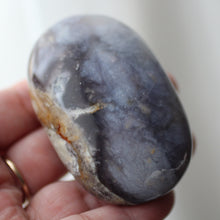 Load image into Gallery viewer, Violet Agate - Song of Stones
