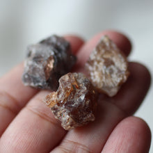 Load image into Gallery viewer, Zircon Crystals